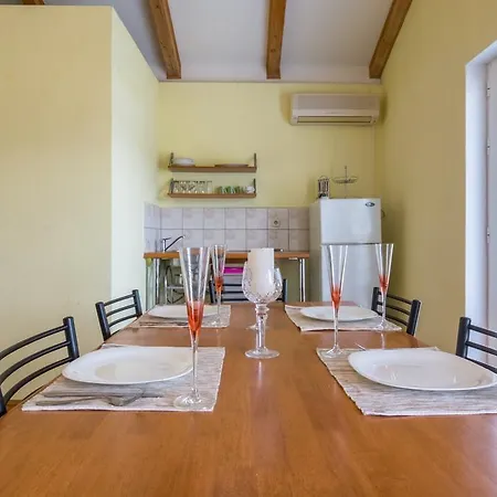 Plavi Apartman 아파트 Sukošan